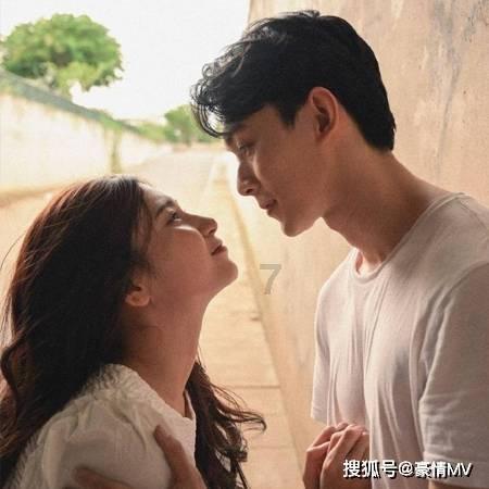组合解散事业跌入谷底,如今又凭空而起