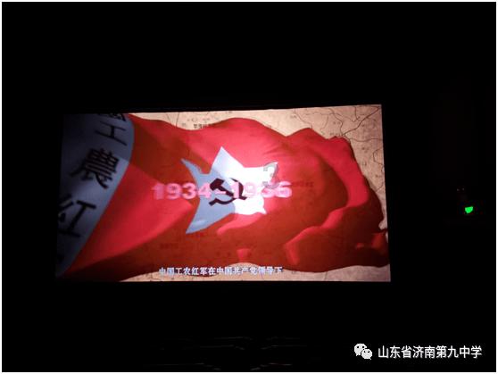 憨豆先生找小熊