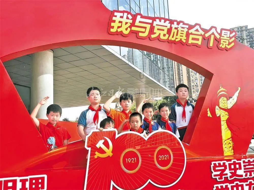 济南女生“演”红楼,网友:把我们这群刘姥姥领进了大观园