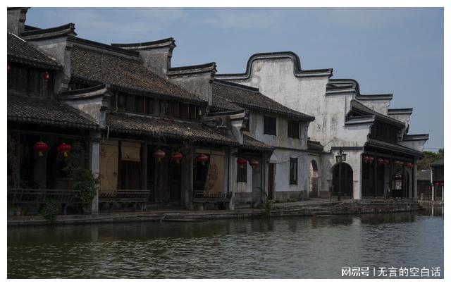 林依轮:热爱唱歌,凭《爱情鸟》出名,经历两段婚姻仍不改初心