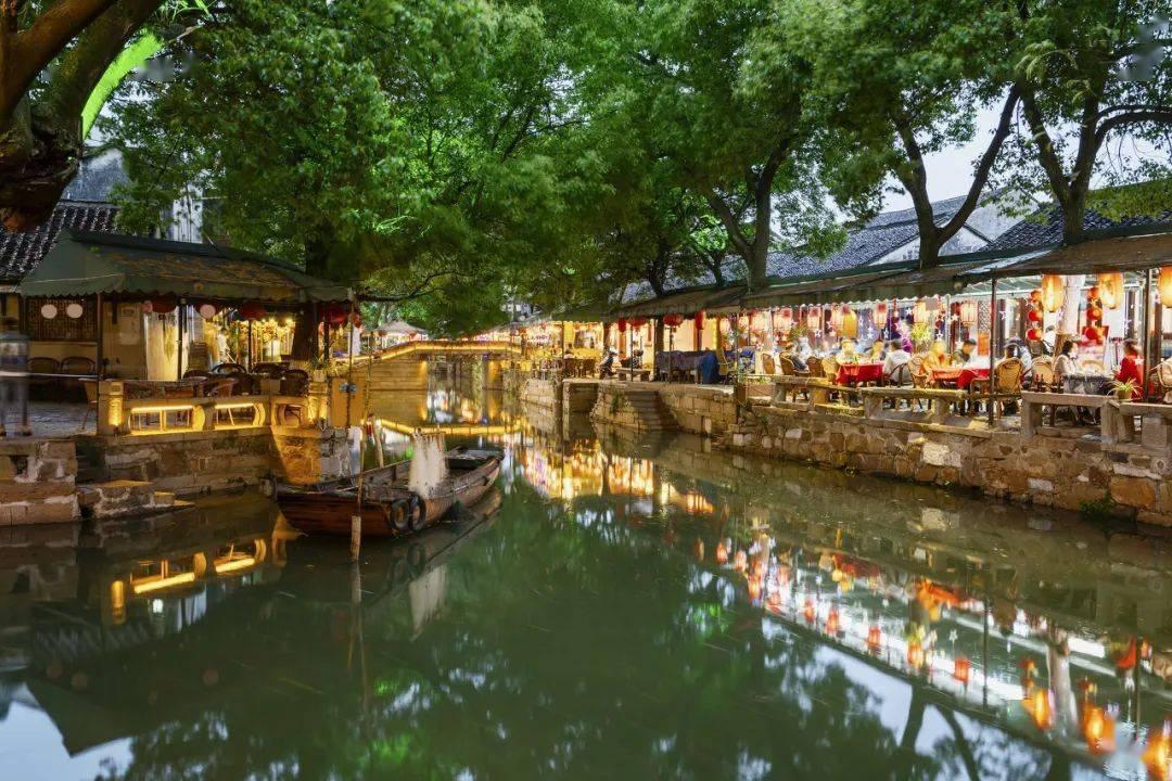 好成绩和快乐的高中生活你会选哪个？游戏画面